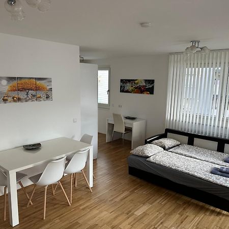 Hauptbahnhof Ferienwohnung Am Park Vienne Extérieur photo